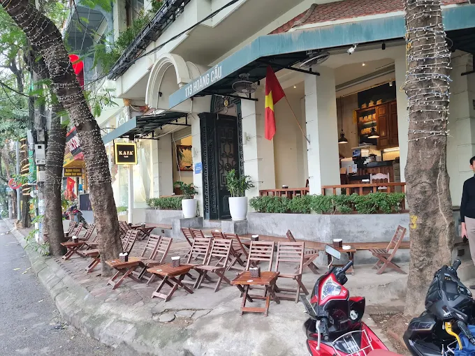 KAFA Café Hoàng Cầu – Cà phê phin đậm đà giữa không gian yên tĩnh, cổ điển và hiện đại