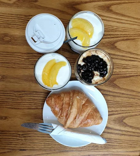 Twitter Beans Coffee Hoàng Cầu – Không gian chuyên nghiệp cho ngày làm việc hiệu quả