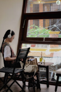 Motti Cafe hue 5