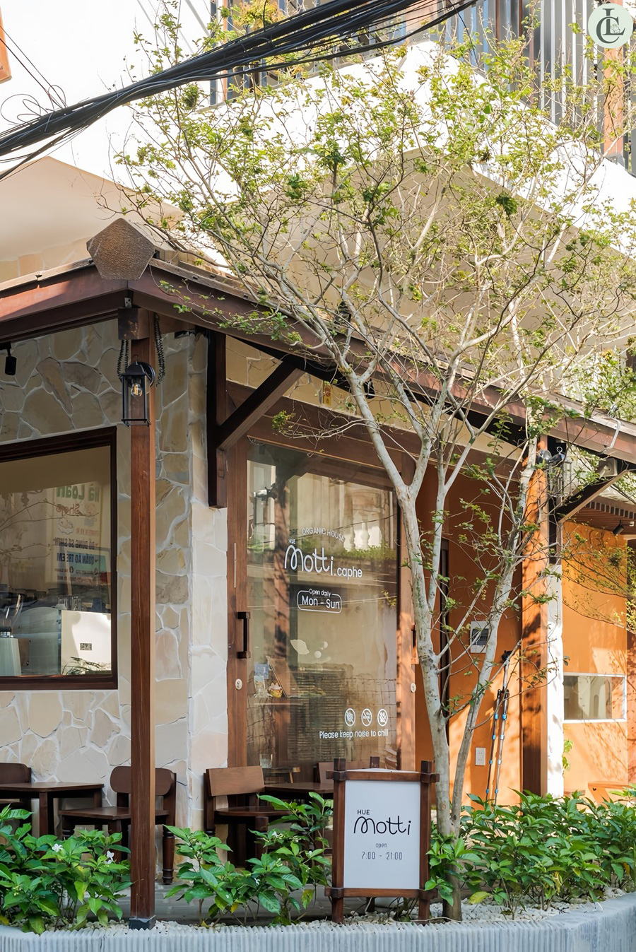 Motti Cafe Huế - Quán Gu Hàn Được Giới Trẻ Yêu Thích