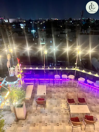 Cây Bàng Rooftop Cafe quán cà phê quận tân phú