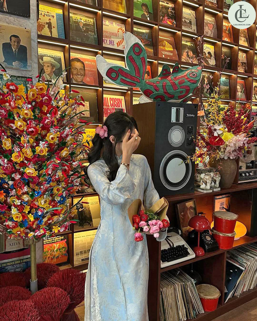 Young Tea & Coffee (Giang Sài Gòn)